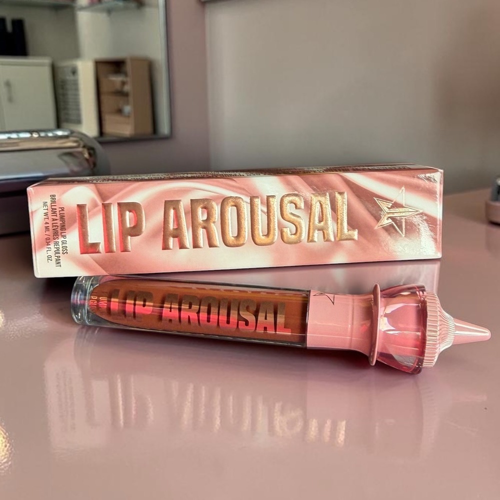 Jeffree Star Cosmetics - Lip Arousal Plumping Gloss - Shade: Craving Chocolate